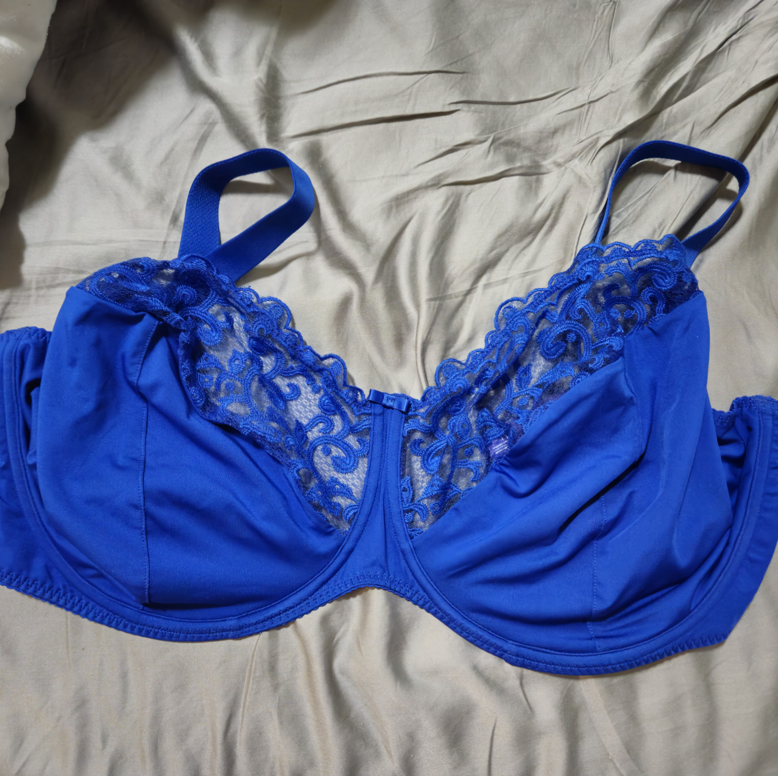 Cobalt blue size 36O Flirtelle bra
